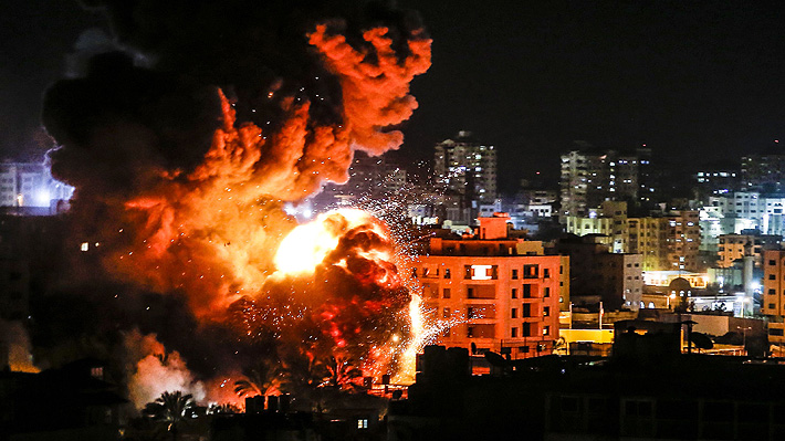 Israel bombardea puestos de Hamas en Gaza en respuesta a lanzamiento de cohete