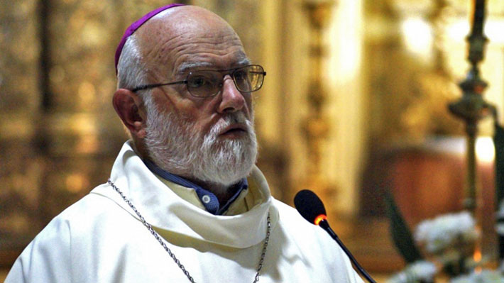 Obispado de Copiapó pide a Aós que entregue antecedentes que le envió el Vaticano sobre sacerdote denunciado