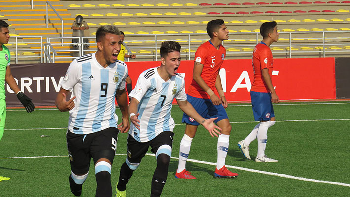 Argentina baja a Chile, le arrebata el liderato y posterga el sueño del Mundial Sub 17