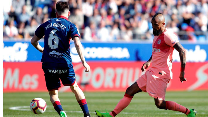 Arturo Vidal se sincera tras el opaco empate ante el Huesca: "Estamos pensando en el Manchester"