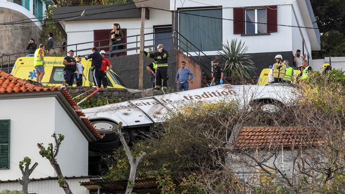Al menos 28 muertos tras accidente de bus turístico en Portugal