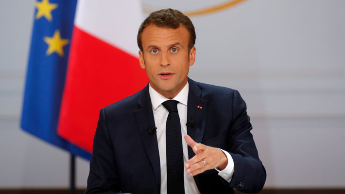 Macron anuncia una rebaja "significativa" de los impuestos para paliar crisis de los "chalecos amarillos"