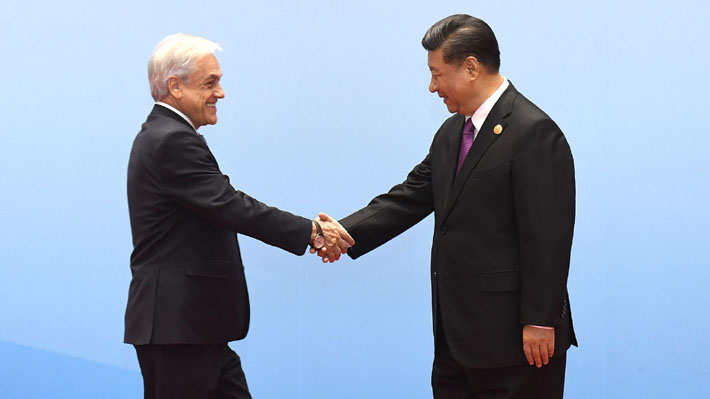 Piñera cierra participación en foro en China promoviendo multilateralismo y mayor interacción entre países