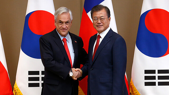 Piñera y Moon Jae-in destacan relaciones comerciales y abordan proceso de paz en Península Coreana