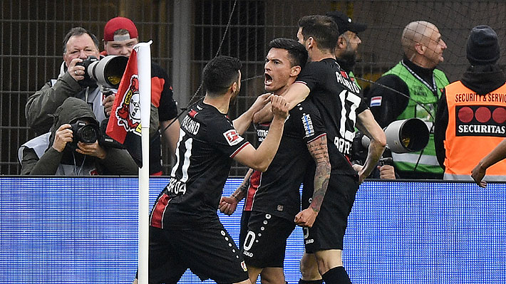 Video: El golazo y las dos asistencias de Ar&aacute;nguiz en la goleada del Bayer Leverkusen en la Bundesliga