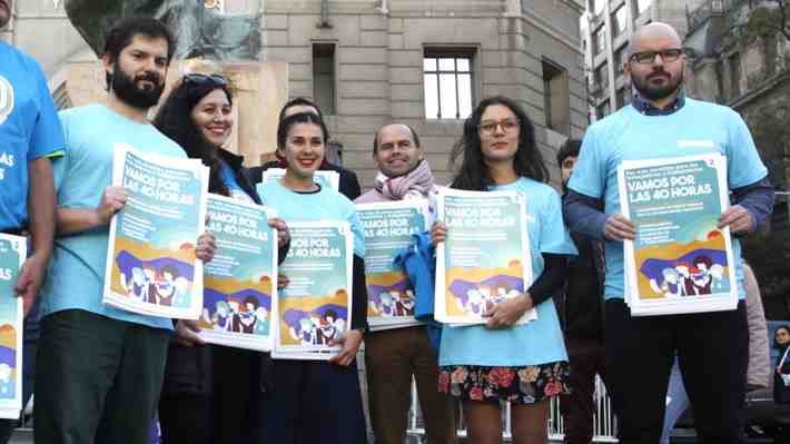 Vallejo y el reencuentro de la "bancada estudiantil": "Ya no trabajamos solo por los estudiantes, también por los padres"