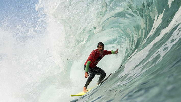 Torneo de surf en Arica ya suma más de 100 inscritos que buscarán dominar a la famosa ola "El Gringo"