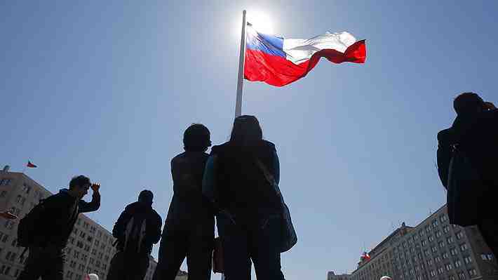 Chile cae con fuerza siete lugares en ranking de competitividad mundial ante "decepción" de las expectativas