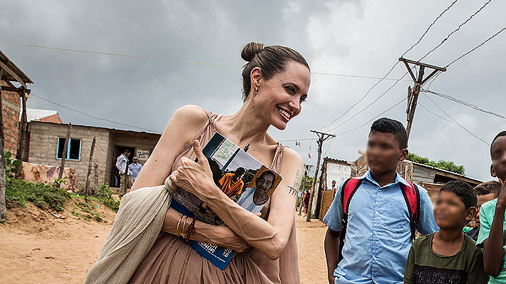 Angelina Jolie visita la frontera de Venezuela y Colombia y advierte que más de 20 mil niños pueden ser apátridas