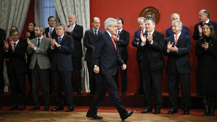 La trastienda del cambio de gabinete en que Piñera privilegió cartas con experiencia y reforzar el área económica
