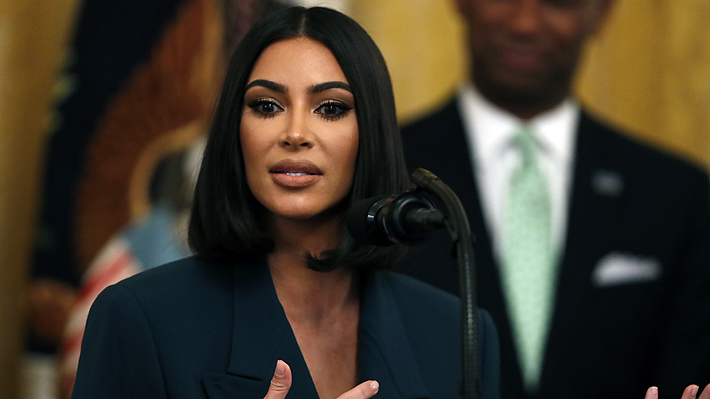Kim Kardashian lanzó un "kimono" y generó indignación en la cultura japonesa