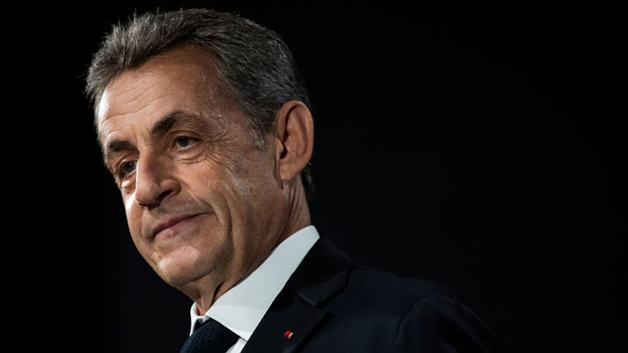 Sarkozy salda sus cuentas personales y políticas en su nuevo libro "Passions"