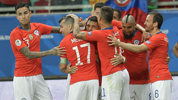Chile choca hoy ante Colombia con un 11 estelar que deja una sola duda para ir por el paso a la semifinal de Copa América