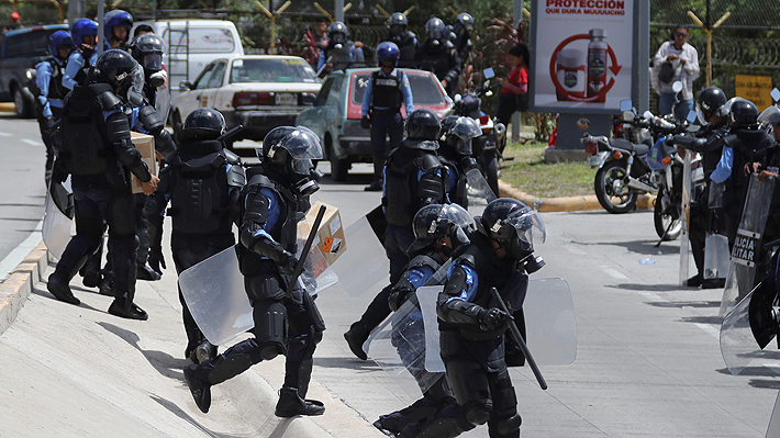 Fuerzas militares impiden conmemorar los 10 años de golpe de Estado en Honduras