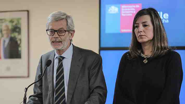 Gobierno presentará tres denuncias contra salmonera Nova Austral por presunta falsificación y ocultamiento de información