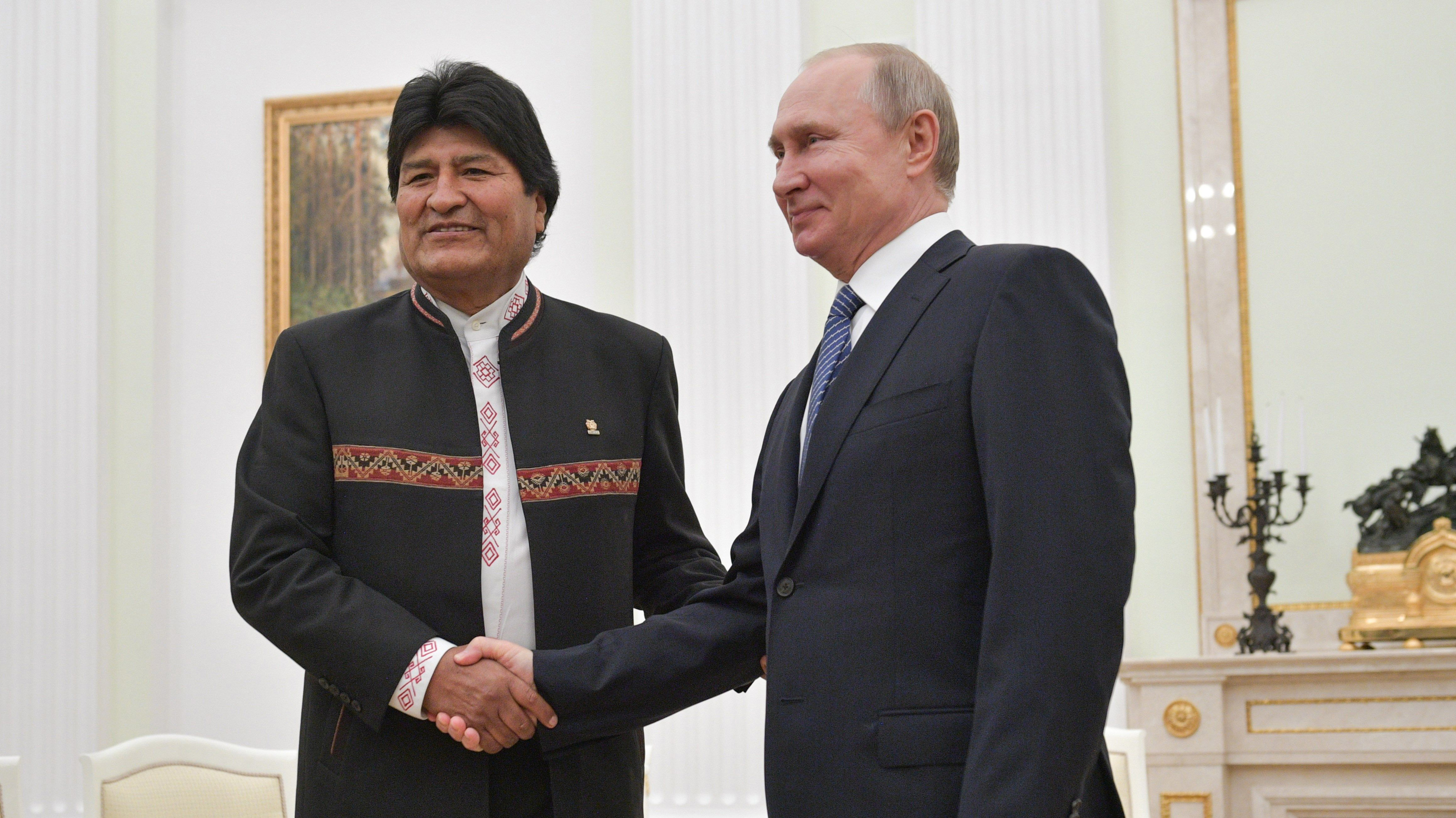 Rusia apuesta por el litio boliviano: Morales y Putin firman acuerdo de cooperación económica en Moscú