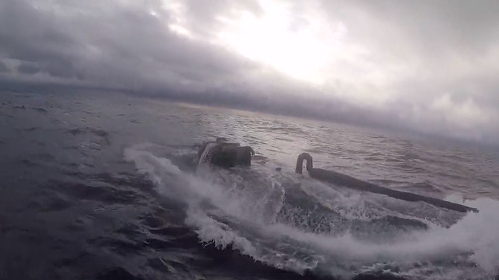 Video: Espectacular persecución en alta mar de submarino con 7 toneladas de cocaína