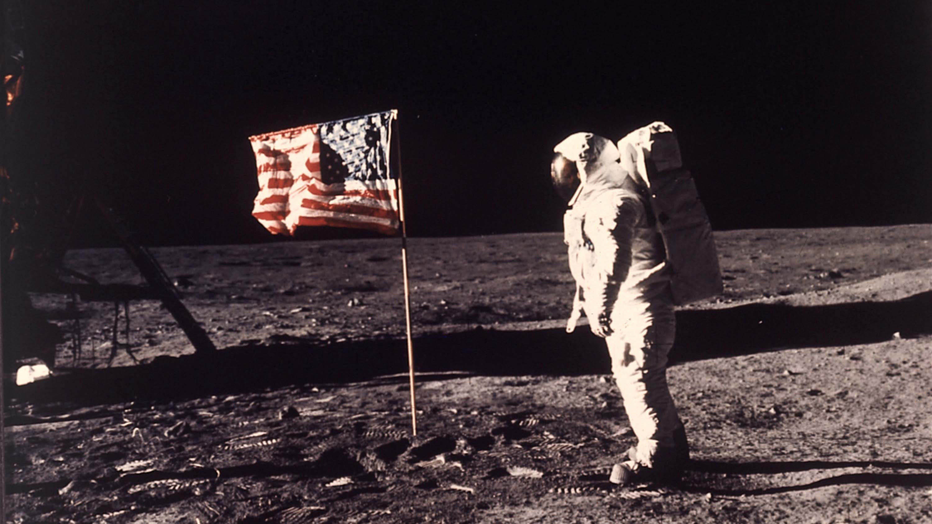 A 50 años de la llegada de la humanidad a la Luna: ¿Cuánto gastó Estados Unidos en la carrera espacial?