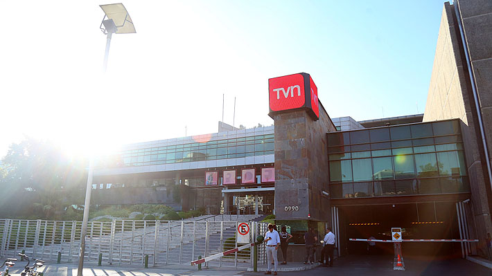 CNTV anuncia que formulará cargos contra TVN en medio de una jornada de despidos de altos ejecutivos del canal