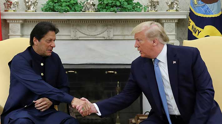 Trump se ofrece a mediar en disputa por Cachemira y desata polémica en India
