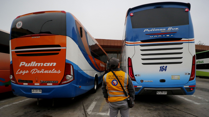 Autoridades han detectado en dos días ocho buses interurbanos con permisos de circulación falsos