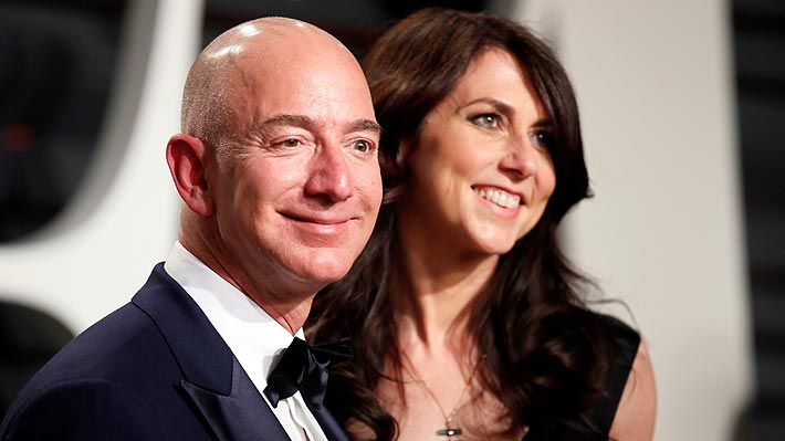 Jeff Bezos divide sus acciones de Amazon y completa divorcio con MacKenzie