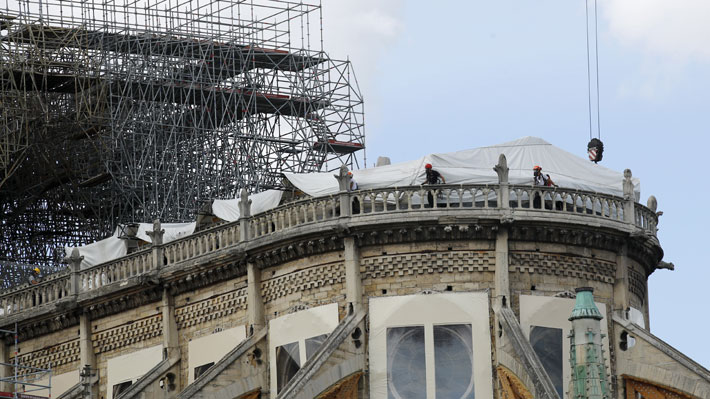 Con varias medidas de seguridad se reanudan las obras de reconstrucción de la catedral de Notre Dame