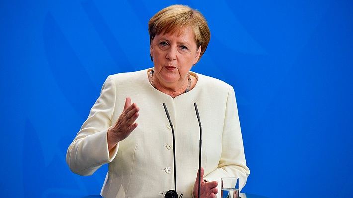 Merkel espera que el G7 se manifieste con claridad contra los incendios en la Amazonía