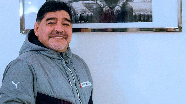 Diego Maradona fue oficializado como nuevo entrenador de Gimnasia y Esgrima de La Plata