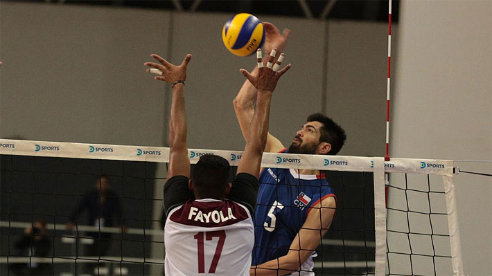 Chile cayó ante Venezuela en el cierre de su grupo y ahora se jugará ante Brasil el paso a la final del Sudamericano de Vóleibol