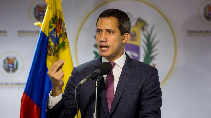 Parlamento venezolano ratifica a Guaidó como Presidente encargado hasta que "cese la usurpación" por parte de Maduro
