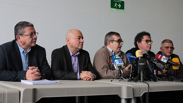 Ex líderes de las FARC admiten su responsabilidad "ética y política" en secuestros de civiles