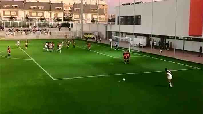 Video: El golazo de tiro libre que anotó la seleccionada Camila Sáez en el triunfo de su Rayo Vallecano