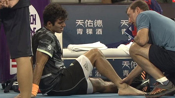 Lamentable: Garin se retira por lesión y cae ante el británico Norrie en el ATP 500 de Beijing