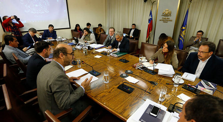 Comisión revisora recomienda a la Sala de la Cámara rechazar acusación contra Cubillos