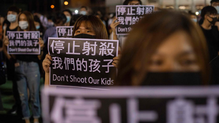 De estudiante común a símbolo: Cómo el joven baleado por la policía se convirtió en el centro de las protestas en Hong Kong