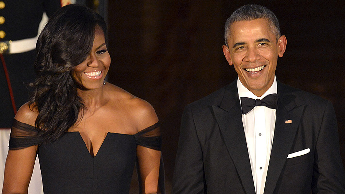 Los Obama se dedican románticos mensajes en su aniversario número 27: "Todo va mejorando con el tiempo"
