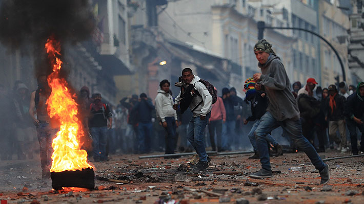 Presidente de Ecuador asegura que intención de manifestantes es desestabilizar al Gobierno