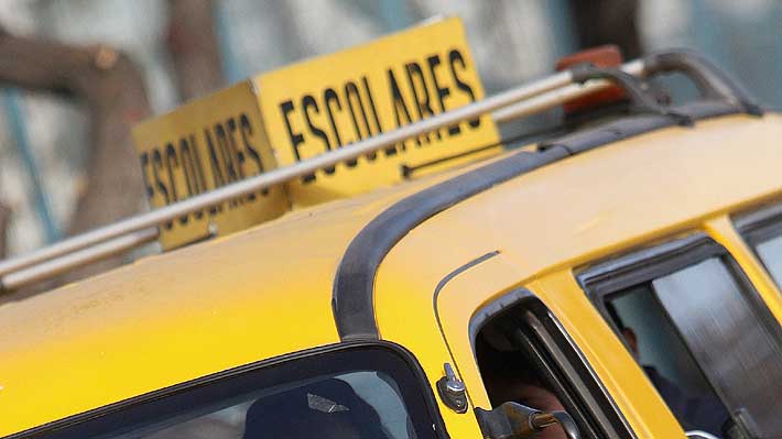 Transportista olvida a un niño de nueve años en un furgón escolar: Estuvo dos horas encerrado