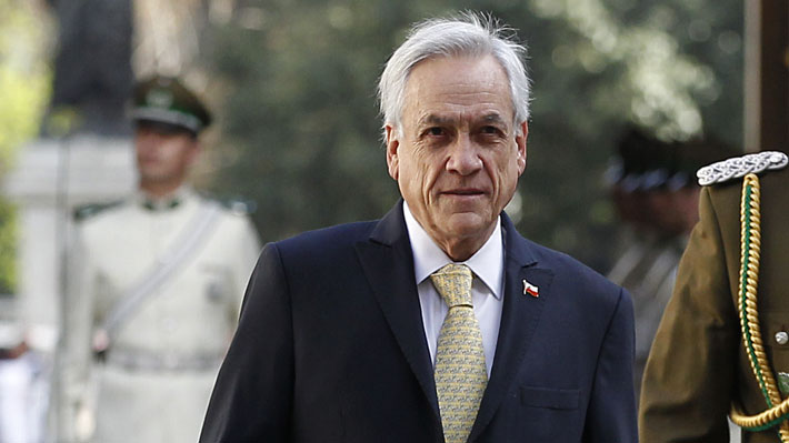 Piñera condena incidentes en Metro y el I. Nacional: "Todos tenemos derecho a protestar, pero nadie a hacerlo fuera de la ley"