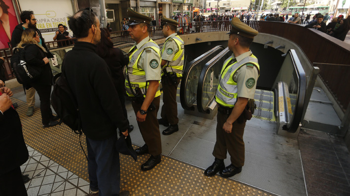 Metro reporta nuevos disturbios en estaciones en medio de llamados a "evasiones masivas"