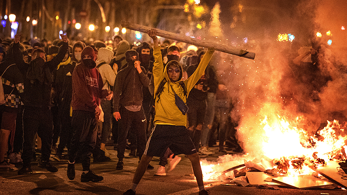 Presidente de Cataluña rechaza violencia en las protestas: "No se pueden permitir estos incidentes que estamos viendo"