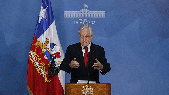 Presidente Piñera decreta Estado de Emergencia en las provincias de Santiago y Chacabuco tras violentos incidentes