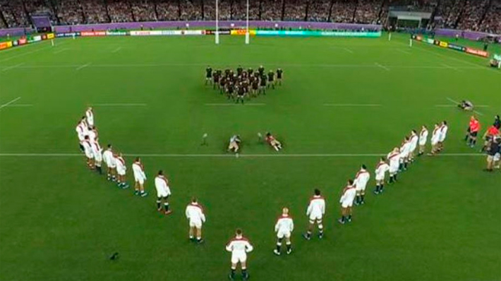 Video: La desafiante postura de Inglaterra ante el "Haka" de Nueva Zelanda en el Mundial de Rugby