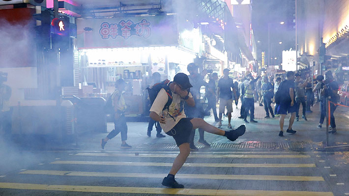 Hong Kong cae en recesión tras cinco meses de intensas protestas callejeras: "El golpe a la economía es integral"