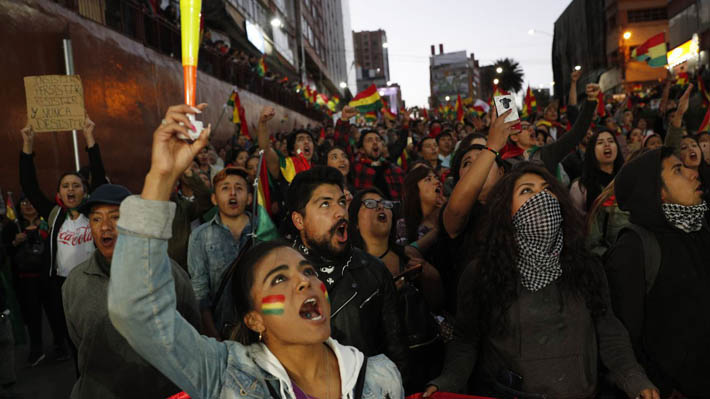 Escalan protestas en Bolivia por cuestionado triunfo electoral de Evo Morales