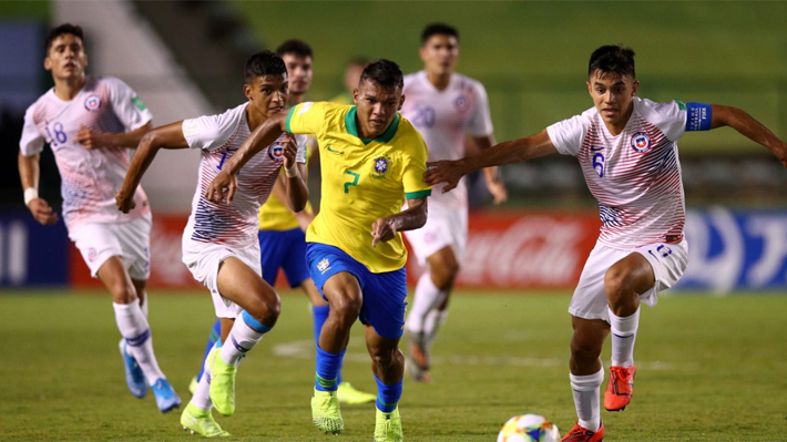 Chile hace su mejor partido del Mundial, pero no le alcanza y se va eliminado ante el anfitrión Brasil en octavos