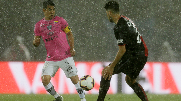 La copiosa lluvia detuvo la final de la Sudamericana entre Colón e Independiente del Valle