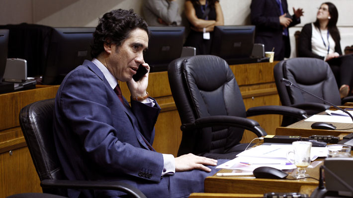 El ministro de los "marcos de entendimiento": ¿Cómo se mueve Ignacio Briones?