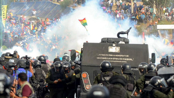 Decreto exime a las FF.AA. bolivianas de responsabilidad penal en caso de "legítima defensa"